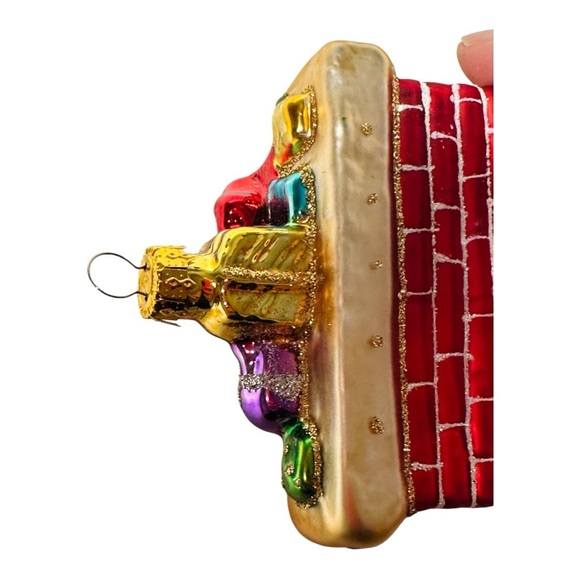 NWOT Macy's Holiday Lane Santa Coming Down The Chimney Ornament - Picture 7 of 12